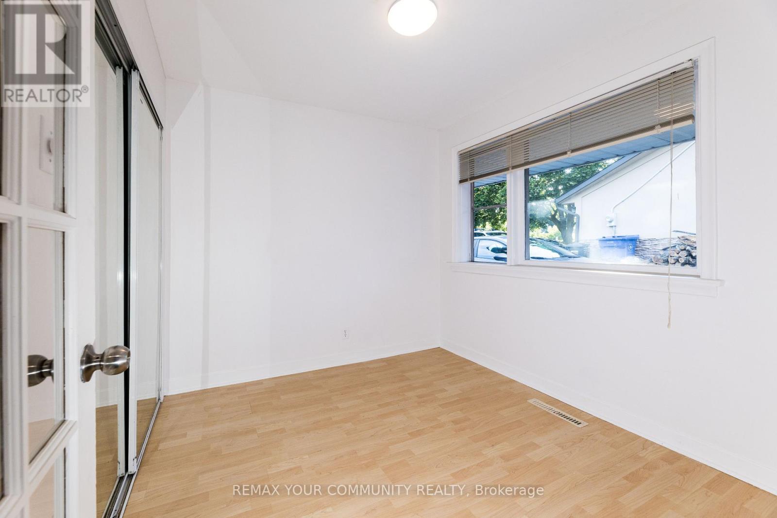 29 Wareham Drive, Mississauga, Ontario  L5M 1B8 - Photo 14 - W13490526