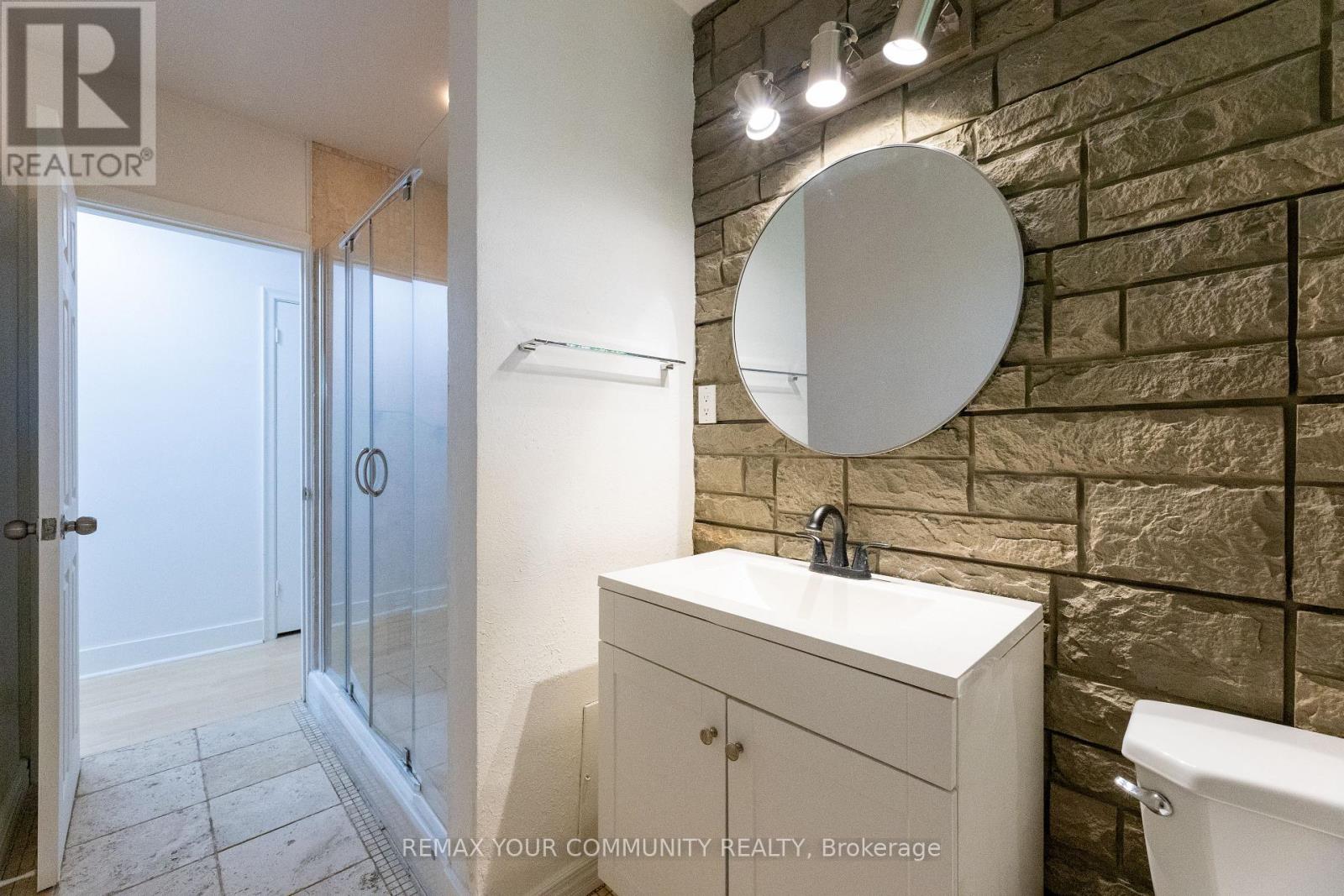 29 Wareham Drive, Mississauga, Ontario  L5M 1B8 - Photo 16 - W13490526