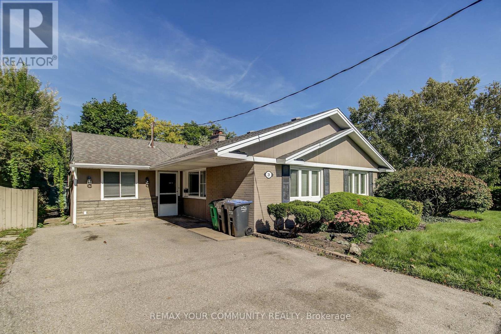 29 Wareham Drive, Mississauga, Ontario  L5M 1B8 - Photo 26 - W13490526