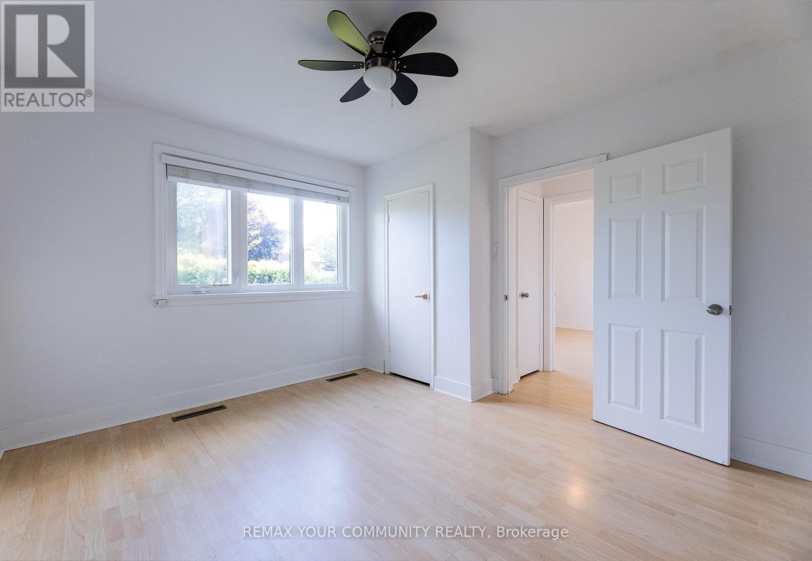 29 Wareham Drive, Mississauga, Ontario  L5M 1B8 - Photo 6 - W13490526