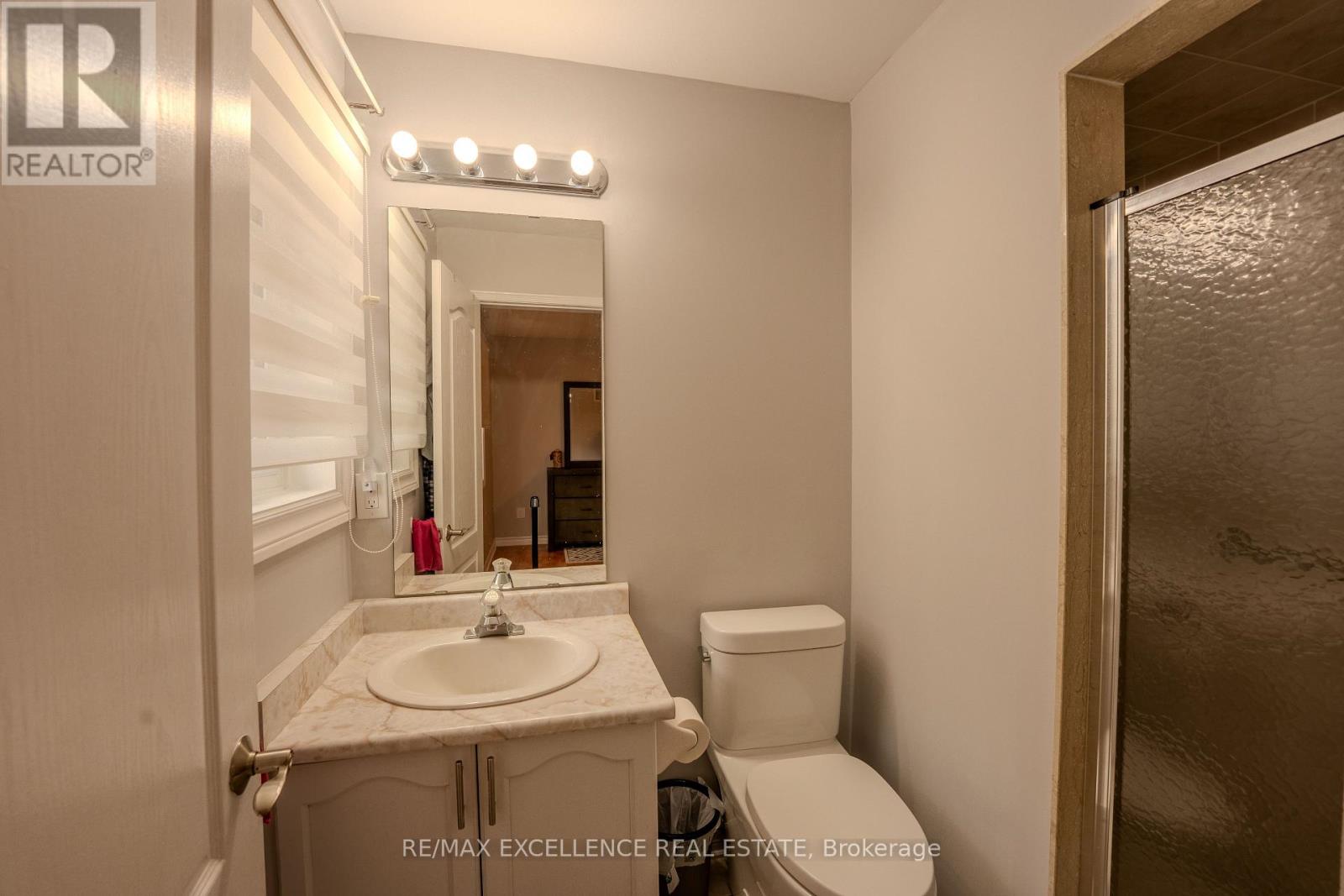 48 Ridgemore Crescent, Brampton, Ontario  L7A 2L4 - Photo 17 - W13490540
