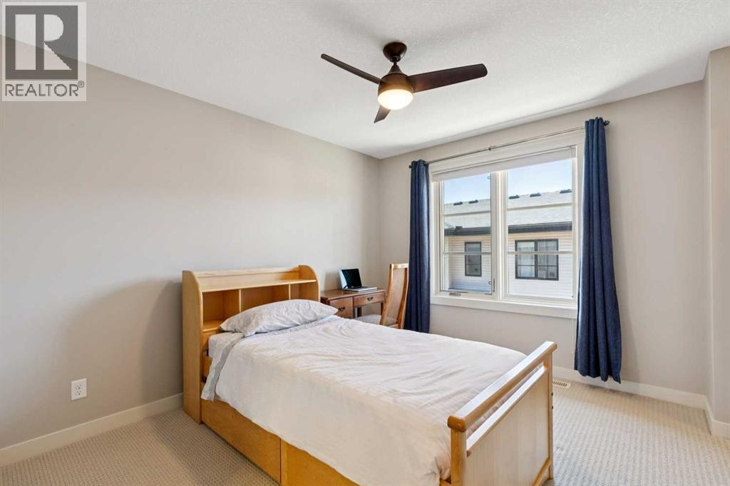 27 Aspen Hills Green Sw, Calgary, Alberta  T3H 0H6 - Photo 20 - A2324227
