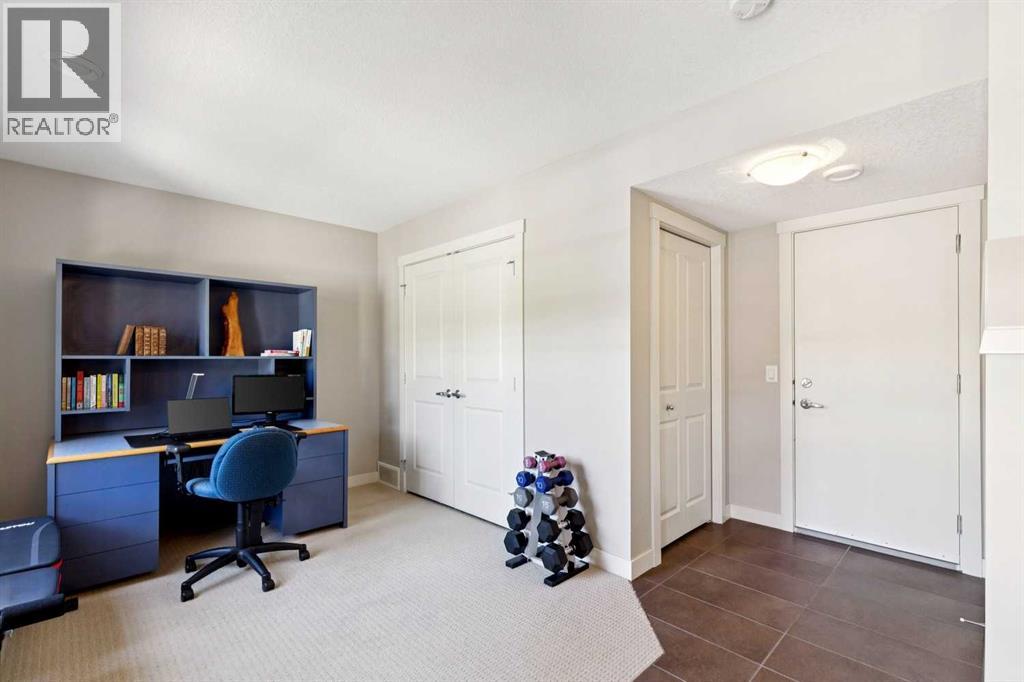 27 Aspen Hills Green Sw, Calgary, Alberta  T3H 0H6 - Photo 25 - A2324227