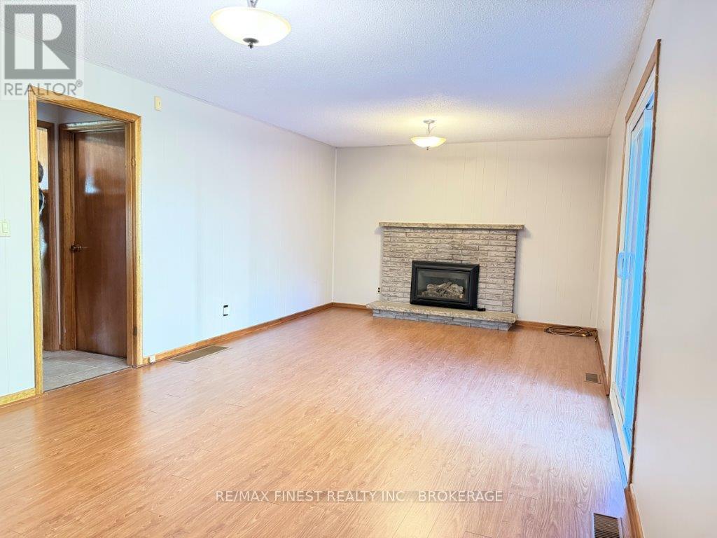 744 Sussex Boulevard, Kingston, Ontario  K7M 5B1 - Photo 13 - X13490570