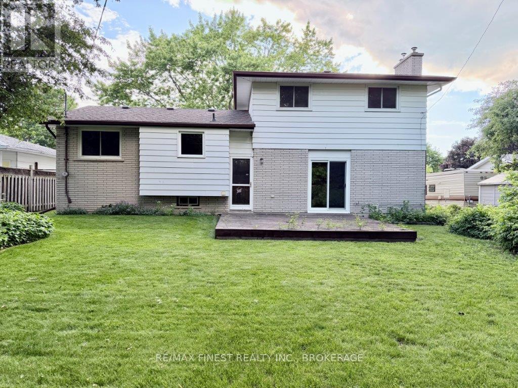 744 Sussex Boulevard, Kingston, Ontario  K7M 5B1 - Photo 35 - X13490570