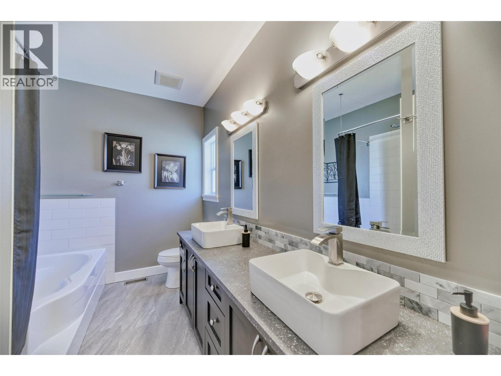 6950 Cabernet Place, Oliver, British Columbia  V0H 1T4 - Photo 16 - 10392227
