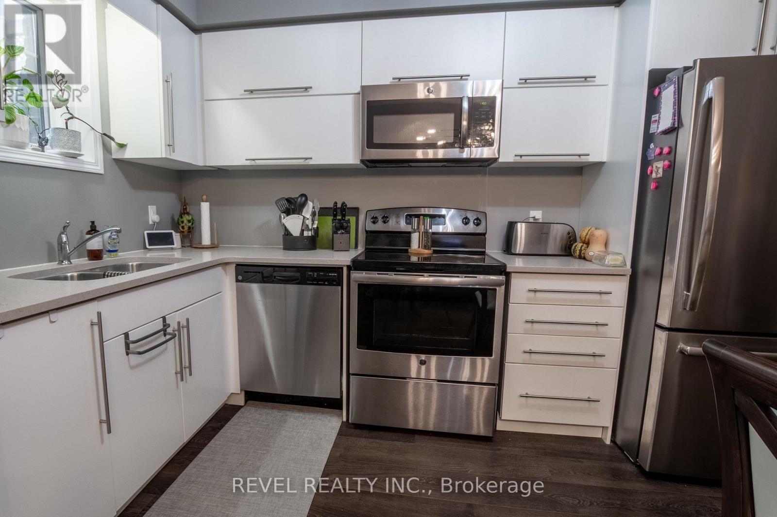 16 - 3200 Singleton Avenue, London South, Ontario  N6L 0C7 - Photo 3 - X13490752