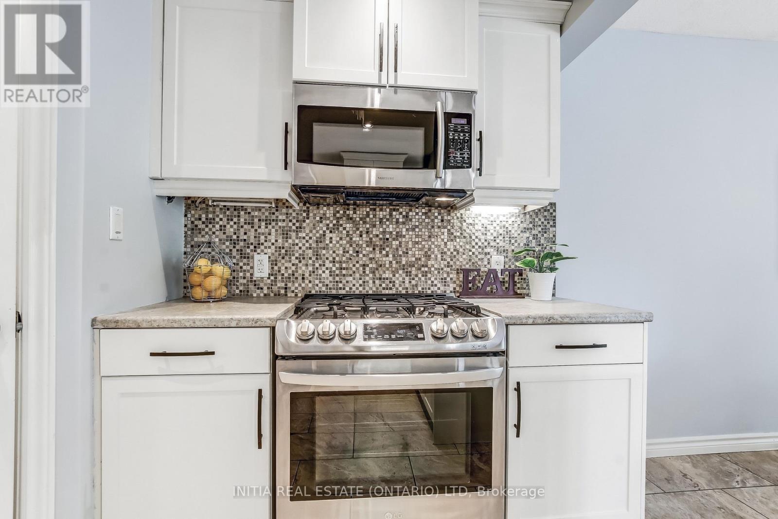 1082 Oakcrossing Road, London North, Ontario  N6H 0A8 - Photo 10 - X13490830