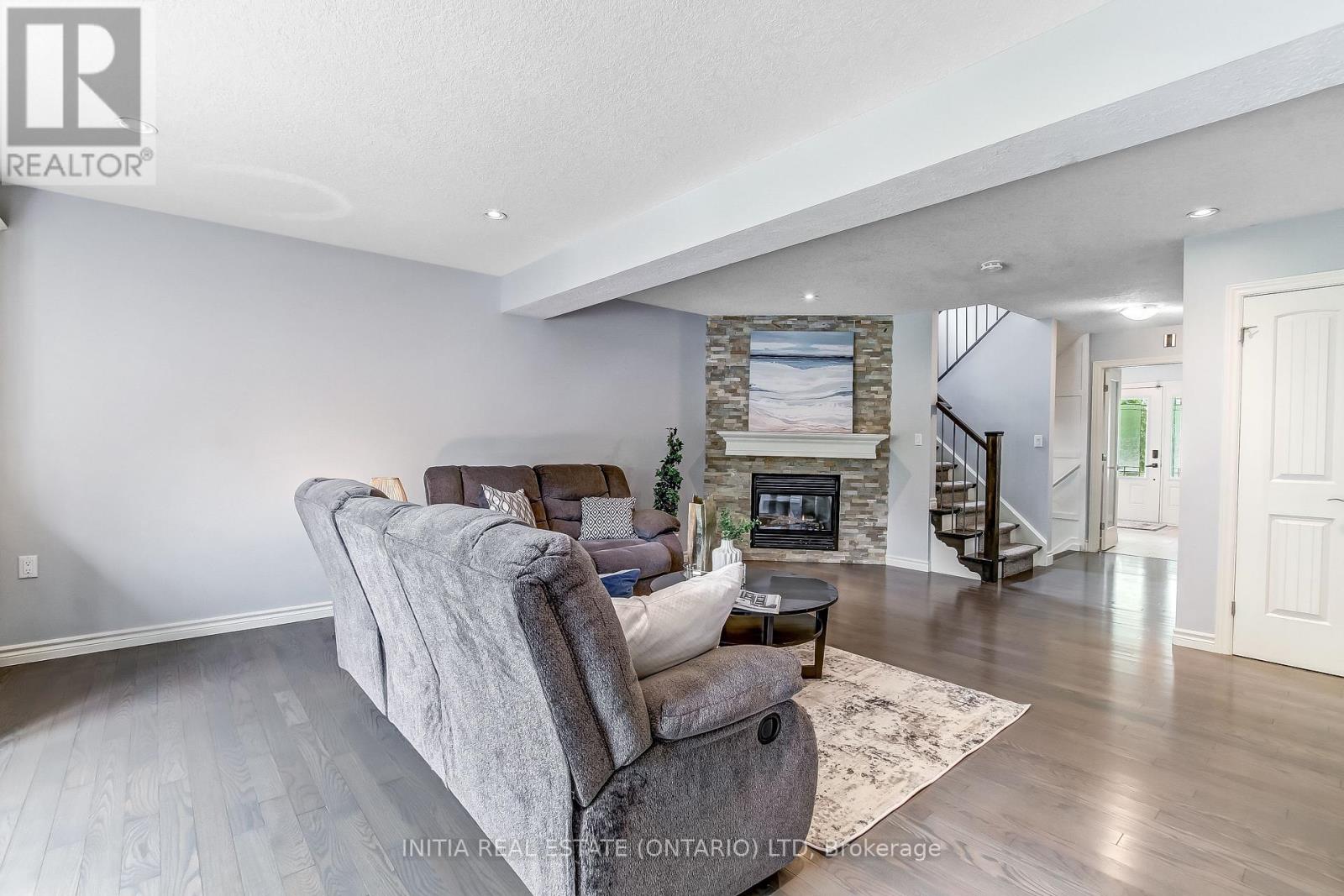 1082 Oakcrossing Road, London North, Ontario  N6H 0A8 - Photo 16 - X13490830