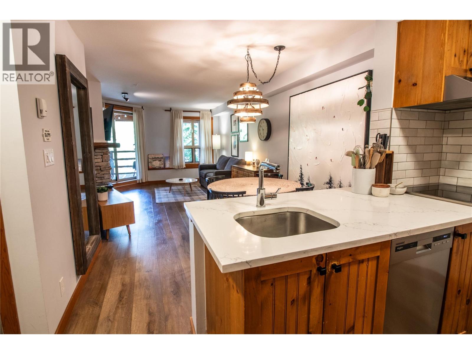 2080 Summit Drive Unit# 111, Panorama, British Columbia  V0A 1T0 - Photo 2 - 10392498