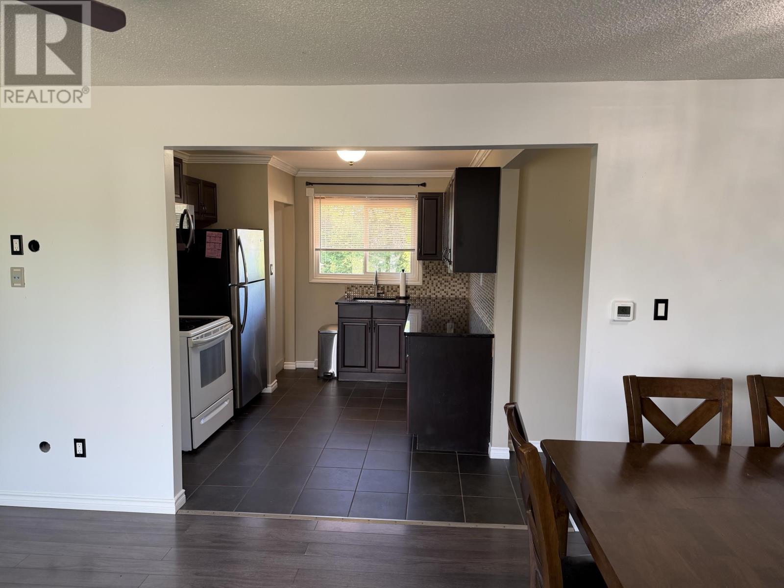 17 Velva Ave, Thunder Bay, Ontario  P7A 6N4 - Photo 11 - TB2601599