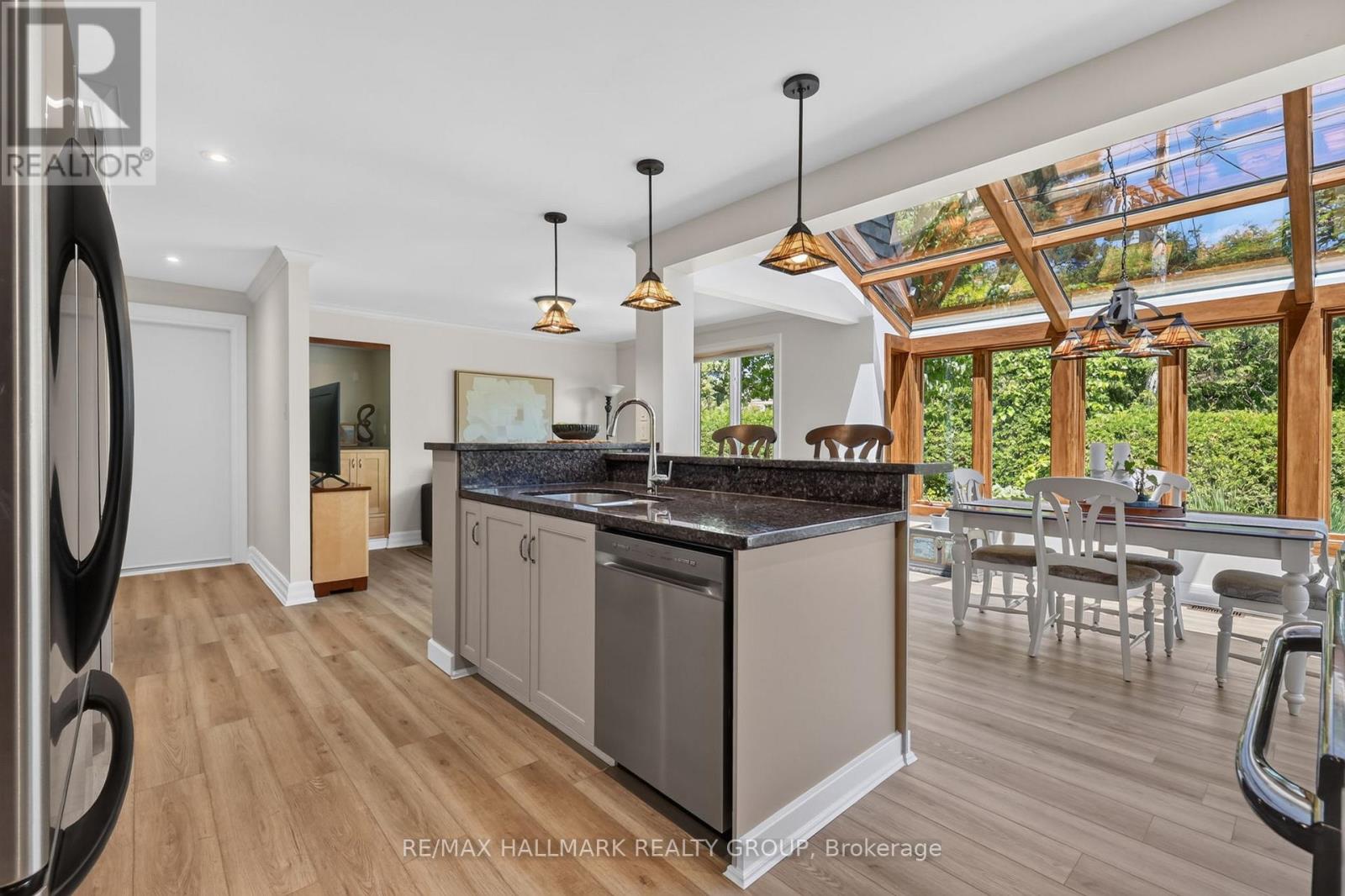 1680 Rhodes Court, Ottawa, Ontario  K1H 5S9 - Photo 6 - X13490560