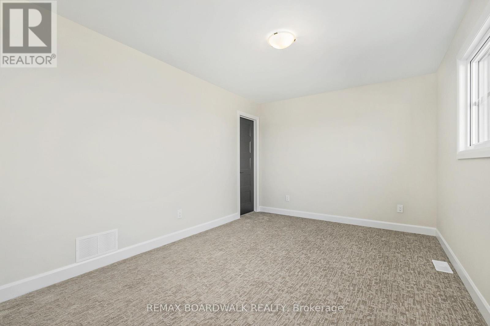 1064 Chablis Crescent, Russell, Ontario  K0A 1W0 - Photo 12 - X13490842