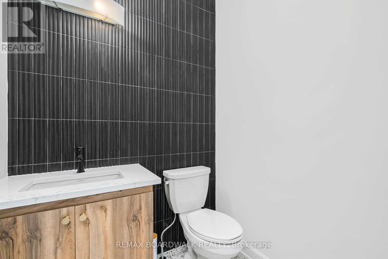 1064 Chablis Crescent, Russell, Ontario  K0A 1W0 - Photo 6 - X13490842