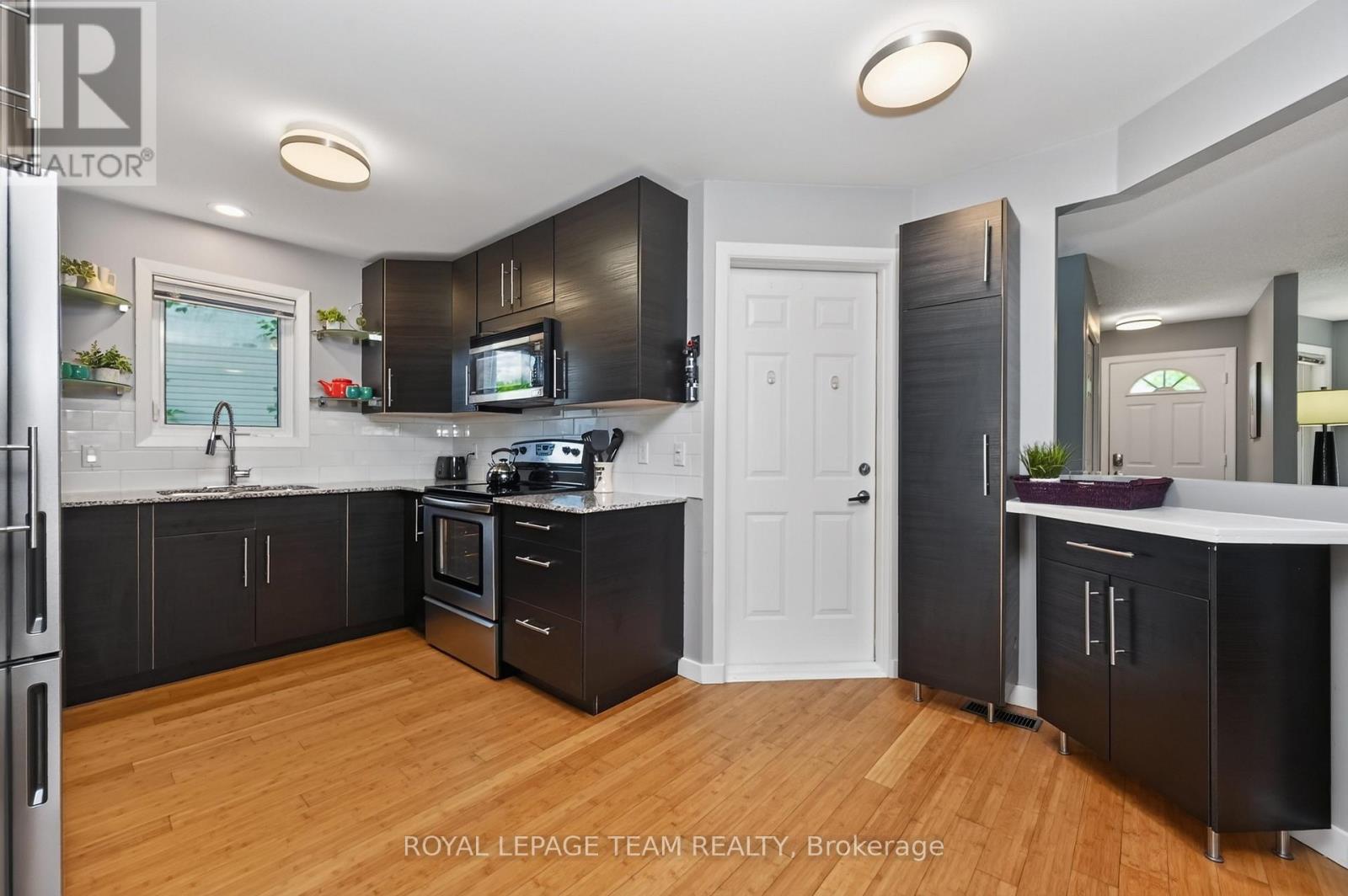 13 Candow Crescent, Ottawa, Ontario  K2S 1K6 - Photo 12 - X13490848