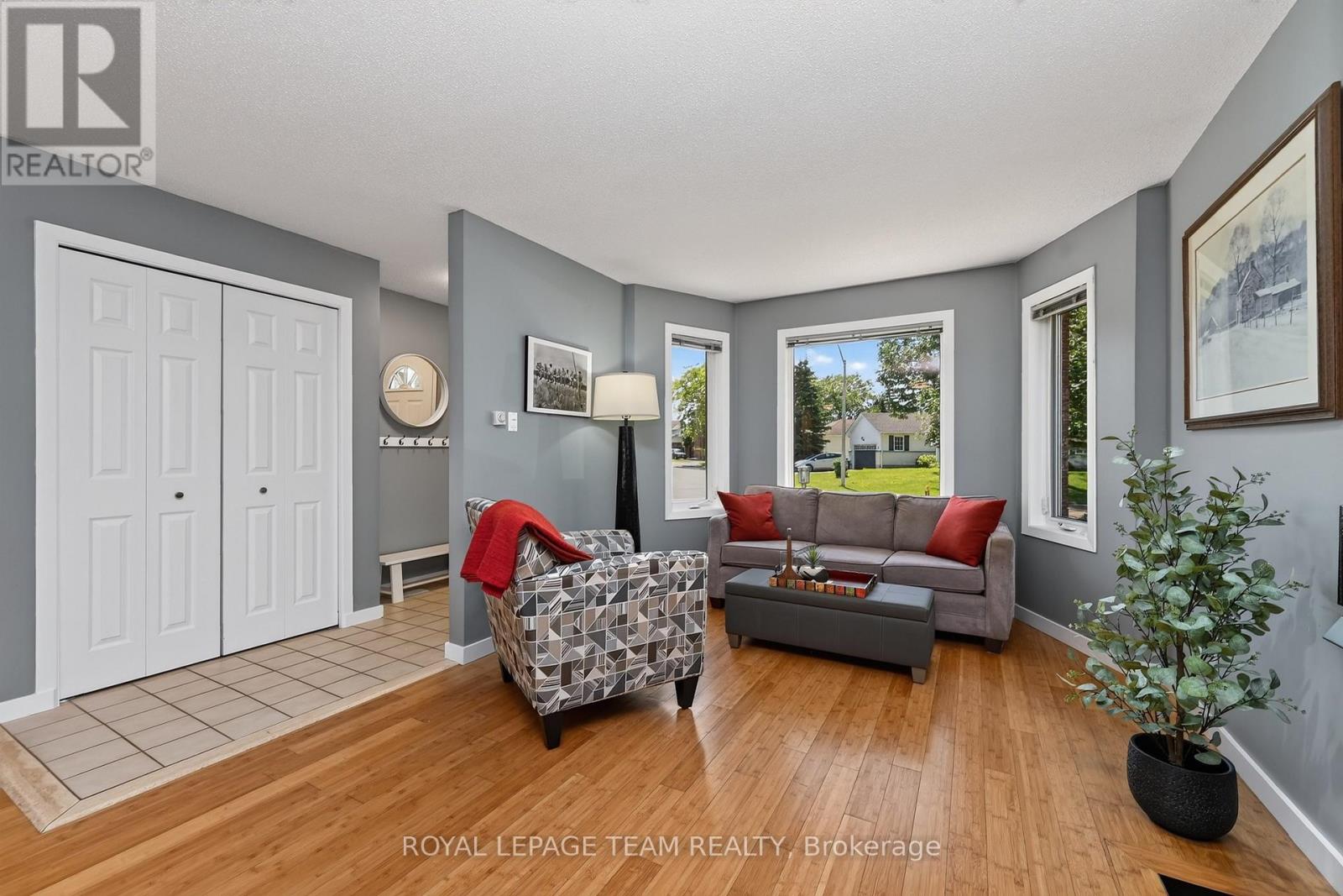 13 Candow Crescent, Ottawa, Ontario  K2S 1K6 - Photo 5 - X13490848