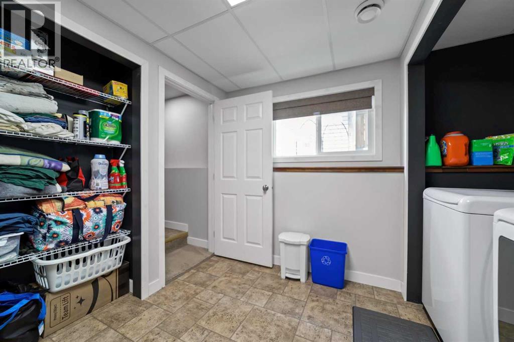 6814 40 Avenue Close, Camrose, Alberta  T4V 5A7 - Photo 25 - A2323471