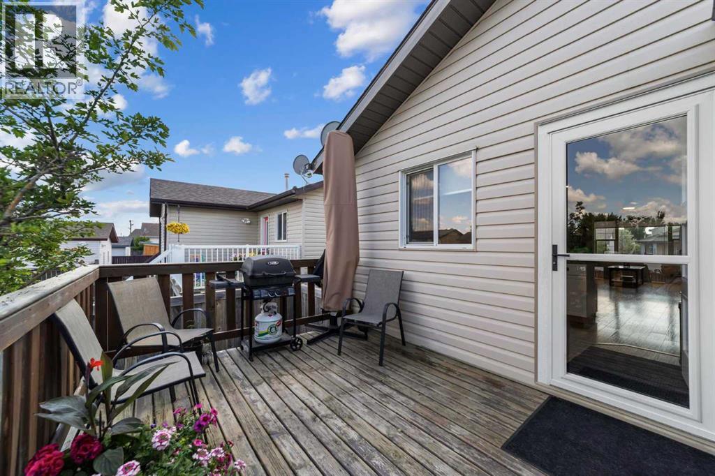 6814 40 Avenue Close, Camrose, Alberta  T4V 5A7 - Photo 26 - A2323471