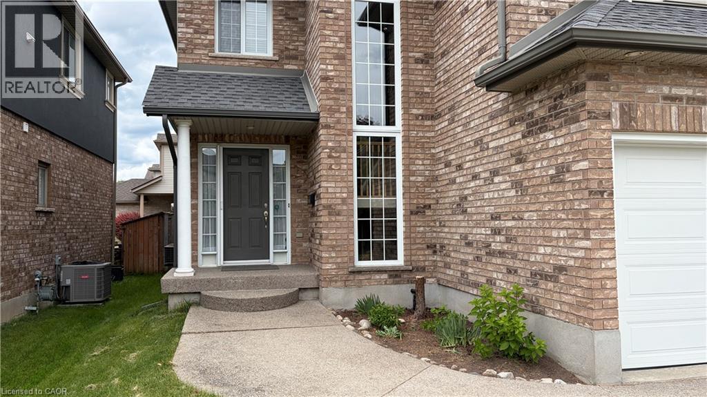 457 Dansbury Drive, Waterloo, Ontario  N2K 4K5 - Photo 2 - 40843084