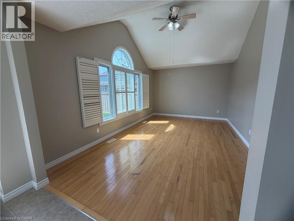 457 Dansbury Drive, Waterloo, Ontario  N2K 4K5 - Photo 9 - 40843084