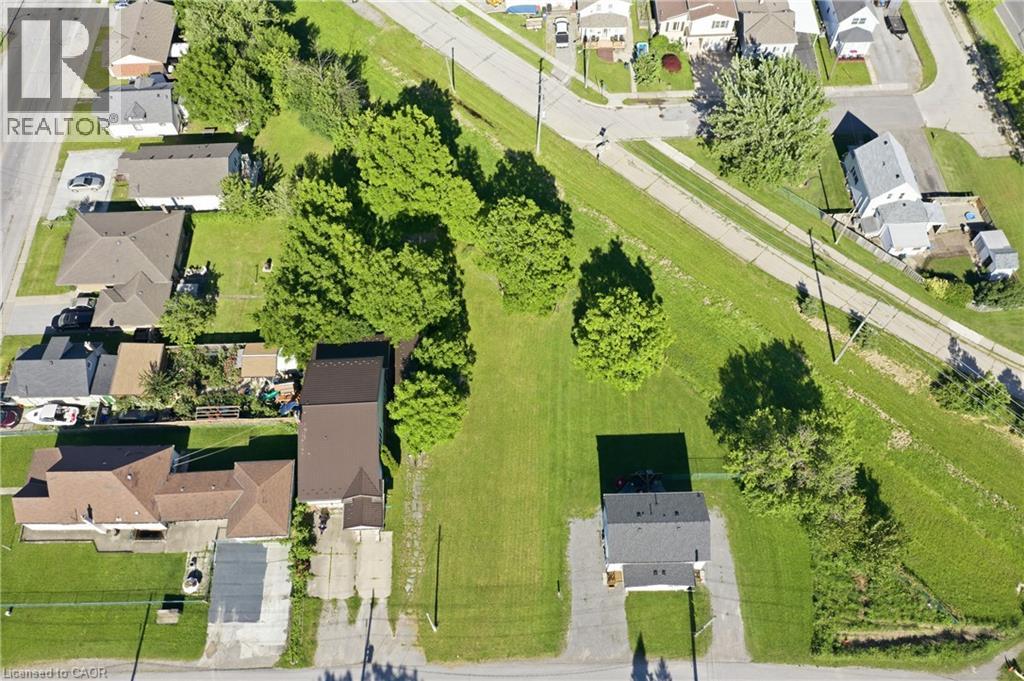 120 Queen Street S, Thorold, Ontario  L2V 3P2 - Photo 10 - 40843081