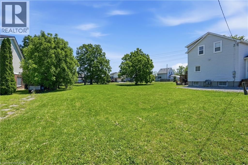 120 Queen Street S, Thorold, Ontario  L2V 3P2 - Photo 3 - 40843081