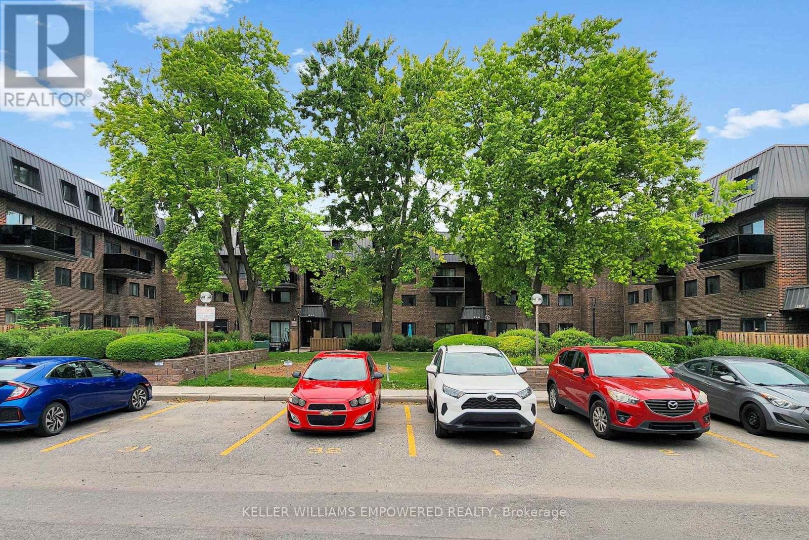 36 - 43 Taunton Road E, Oshawa, Ontario  L1G 3T6 - Photo 4 - E13481982