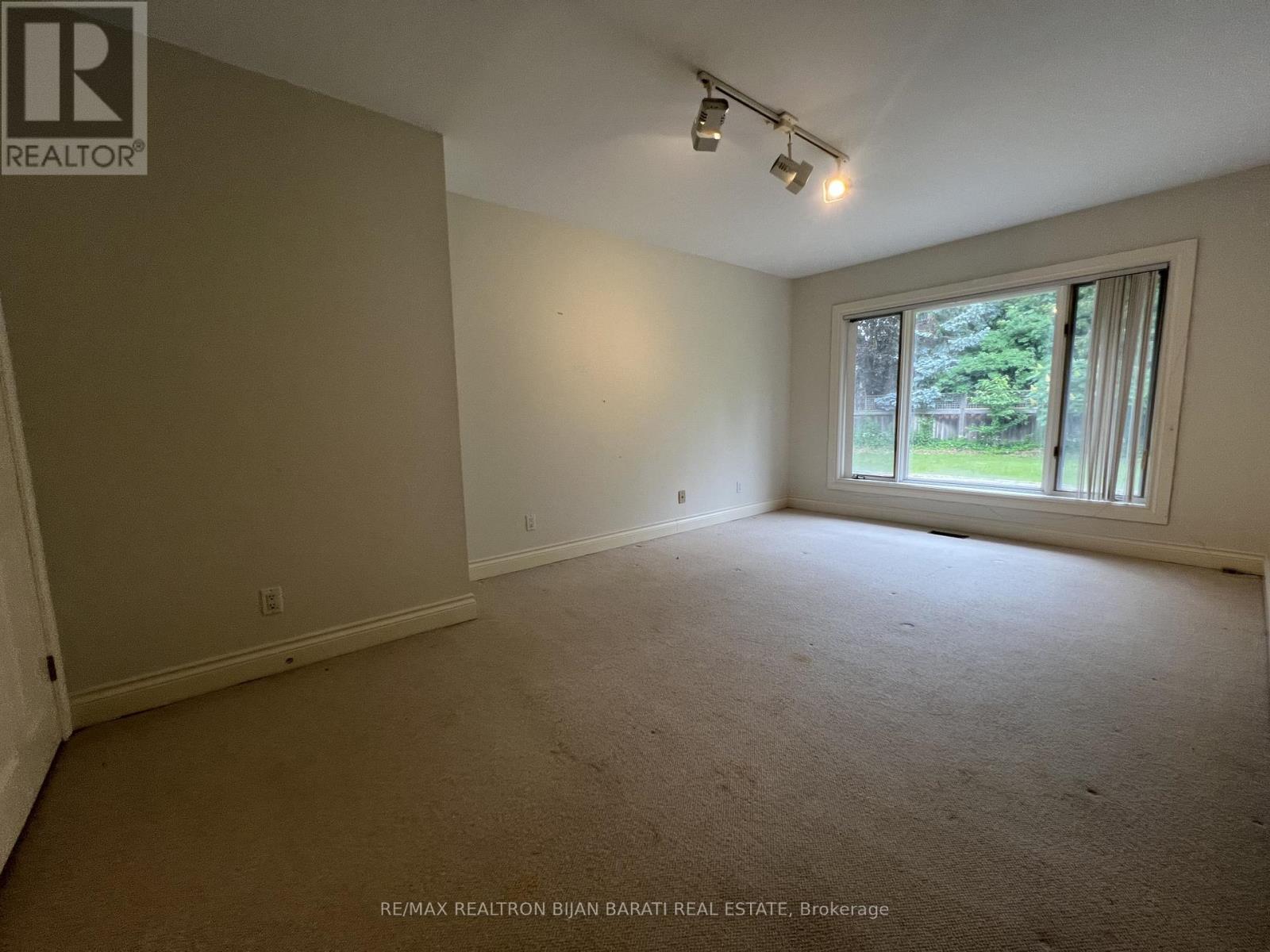 58 Heathcote Avenue, Toronto, Ontario  M2L 1Z1 - Photo 20 - C13489592