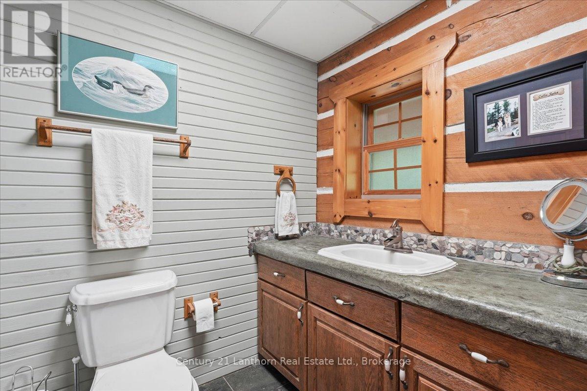 3719 County 1 Road, Prince Edward County, Ontario  K0K 1G0 - Photo 11 - X13490676