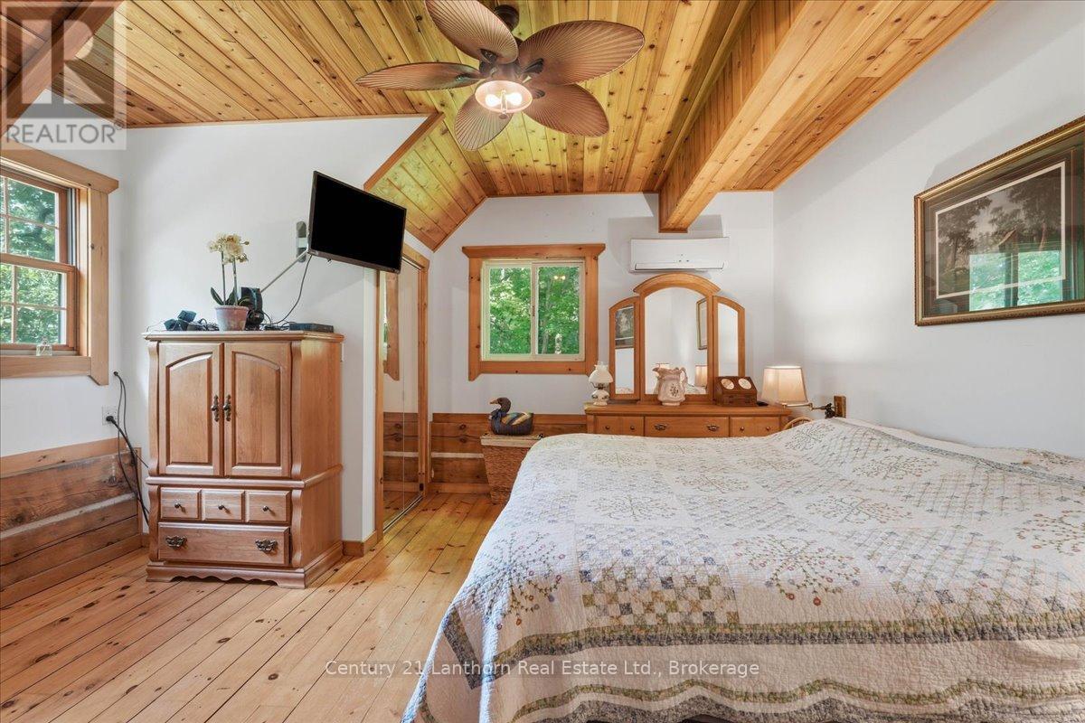 3719 County 1 Road, Prince Edward County, Ontario  K0K 1G0 - Photo 17 - X13490676