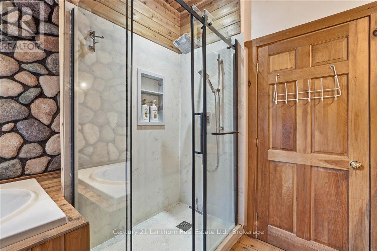 3719 County 1 Road, Prince Edward County, Ontario  K0K 1G0 - Photo 22 - X13490676