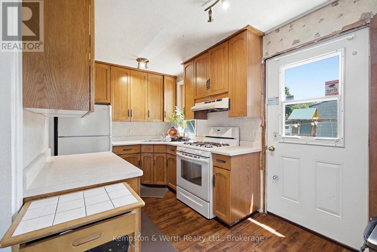 605 Inkerman Street E, North Perth, Ontario  N4W 2N9 - Photo 6 - X13490554