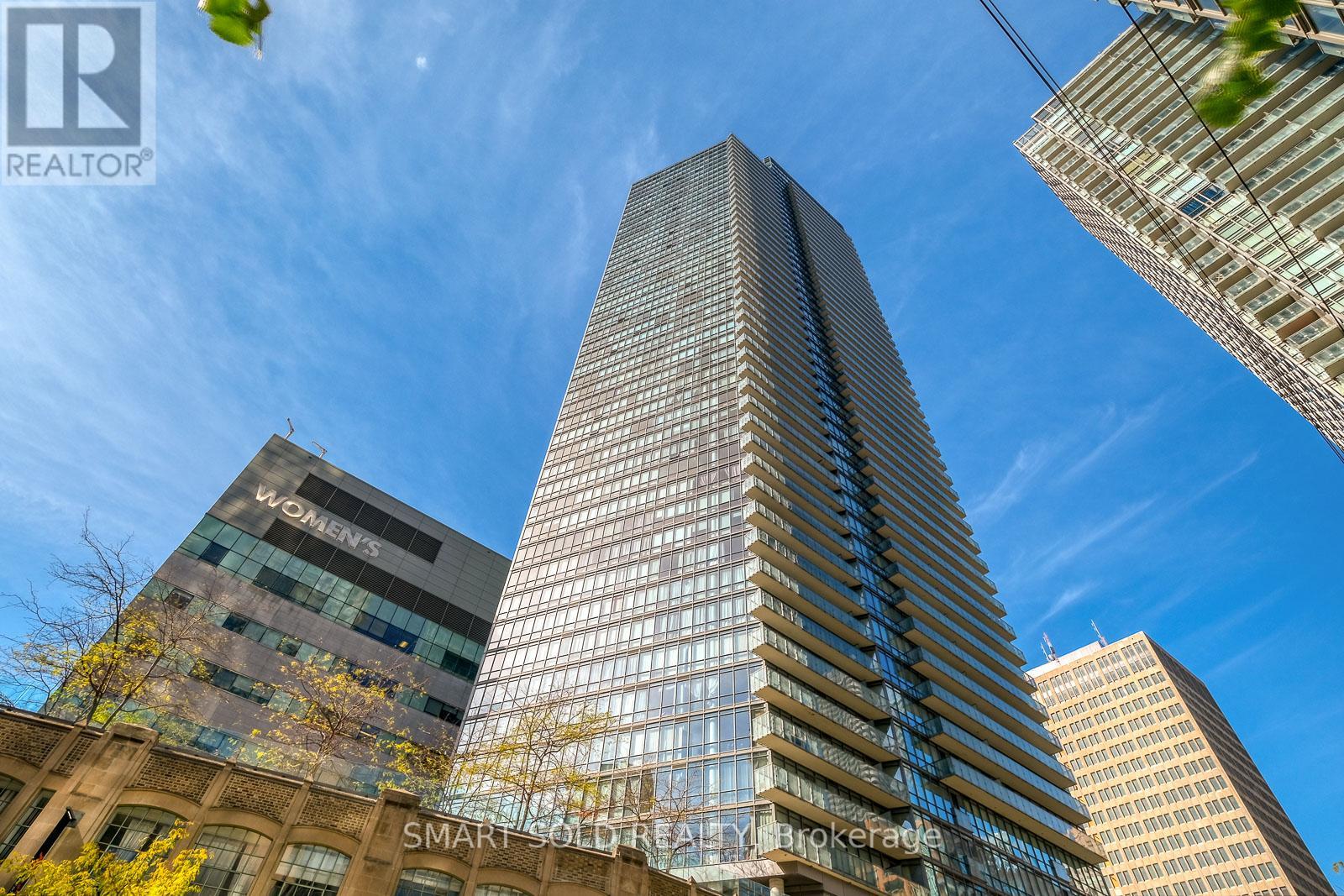 4010 - 832 BAY STREET, Toronto, Ontario