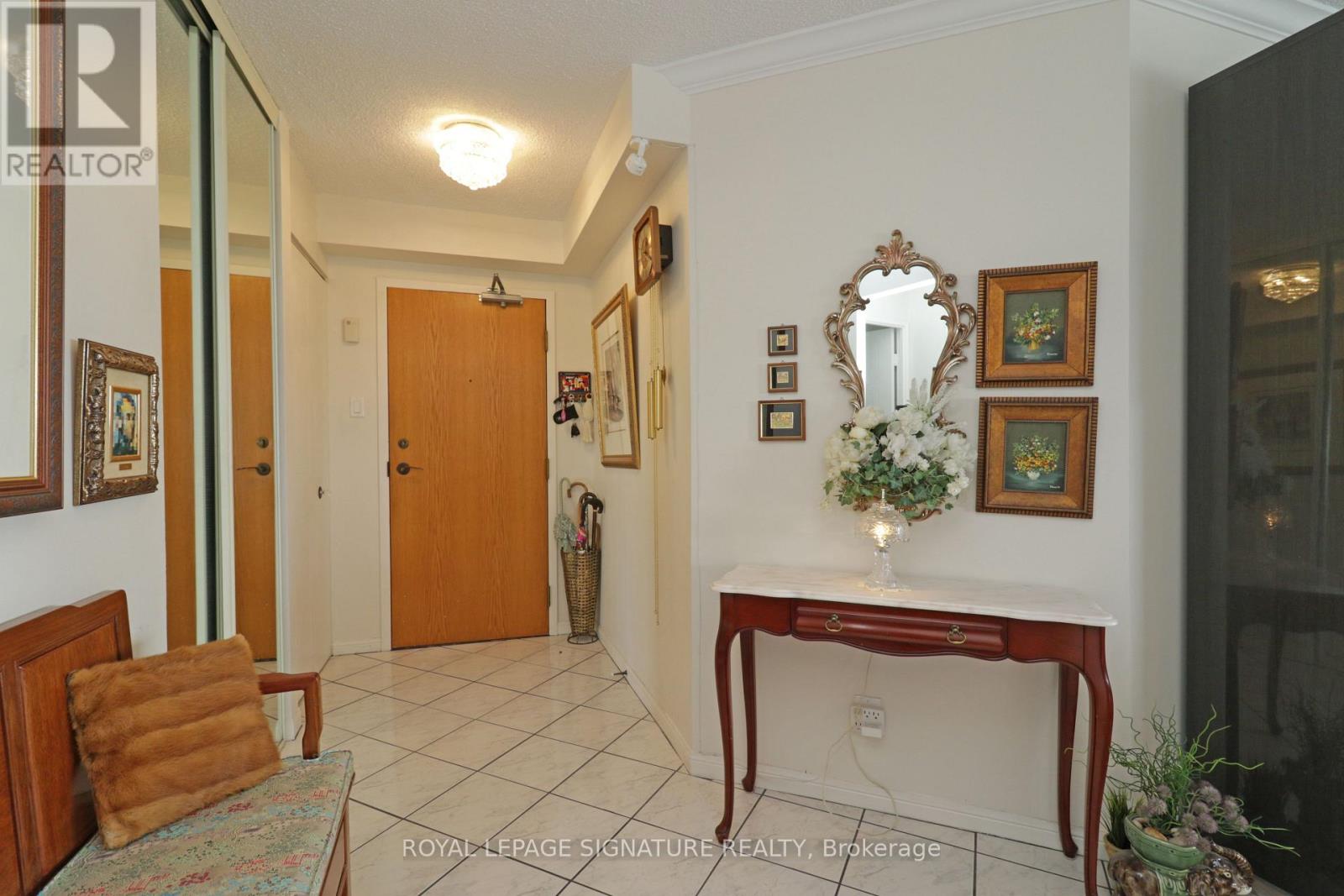 1004 - 65 Ellen Street, Barrie, Ontario  L4N 3A5 - Photo 3 - S13489098