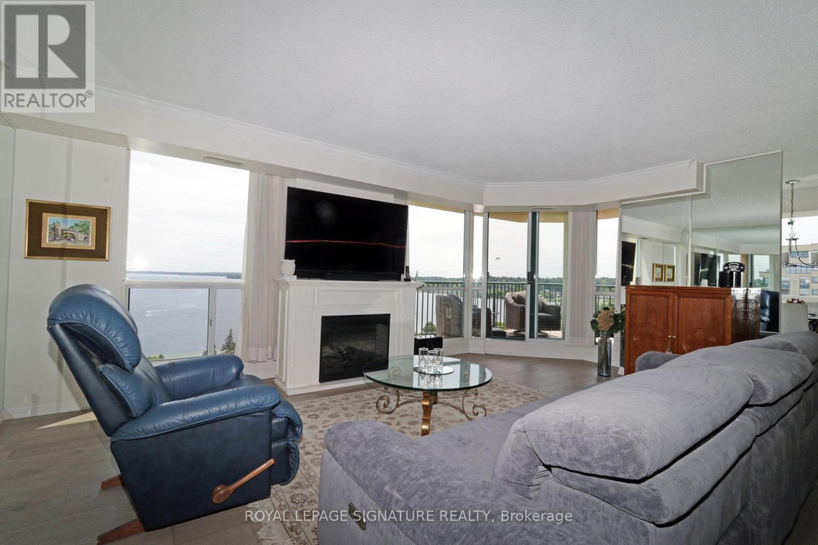1004 - 65 Ellen Street, Barrie, Ontario  L4N 3A5 - Photo 4 - S13489098
