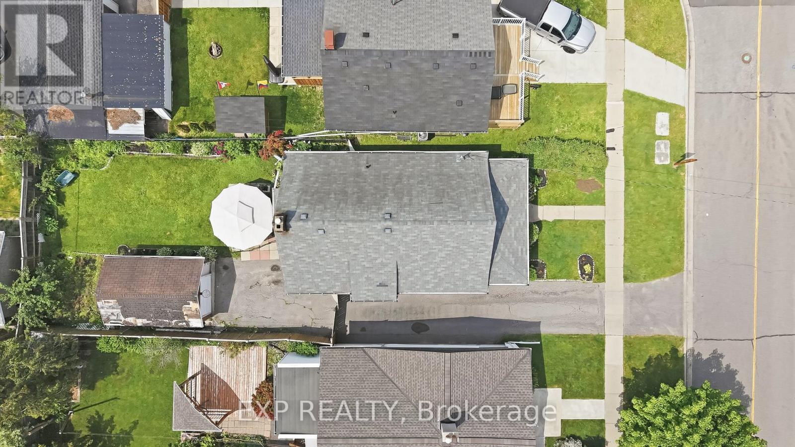 652 Hortop Street, Oshawa, Ontario  L1G 4N5 - Photo 4 - E13490812