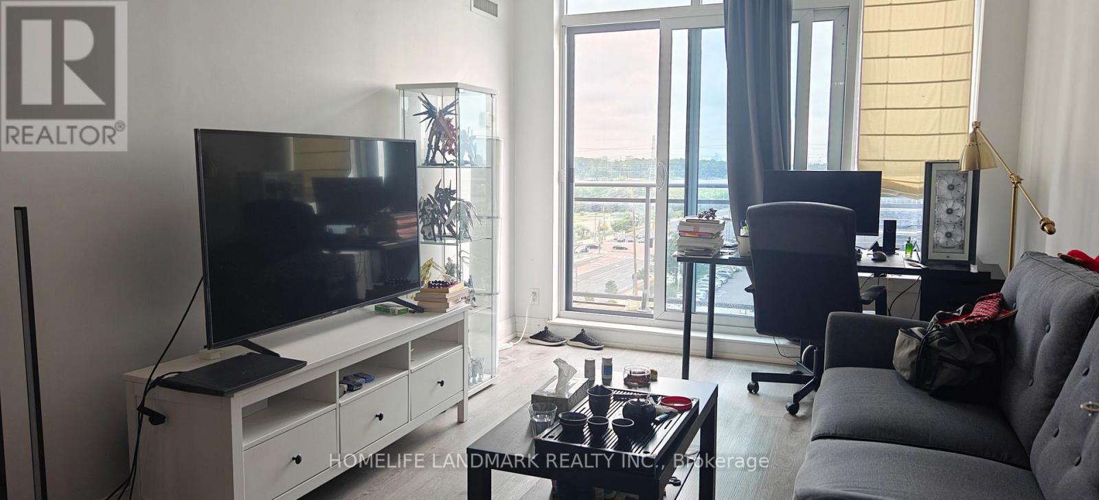 1017 - 370 Highway 7 Road E, Richmond Hill, Ontario  L4B 0C4 - Photo 2 - N13490796