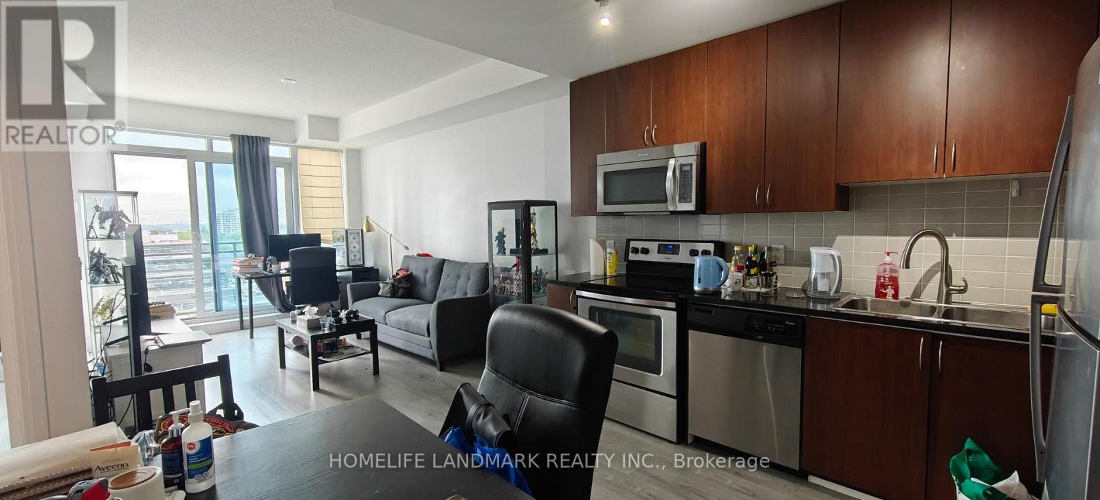 1017 - 370 Highway 7 Road E, Richmond Hill, Ontario  L4B 0C4 - Photo 3 - N13490796