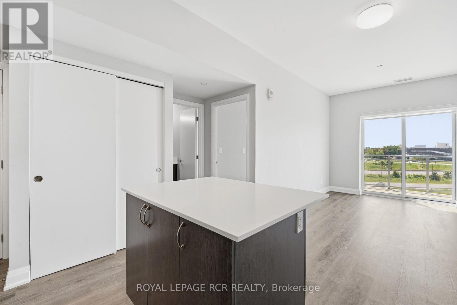1112 - 58 Lakeside Terrace, Barrie, Ontario  L4M 0L5 - Photo 7 - S13490632