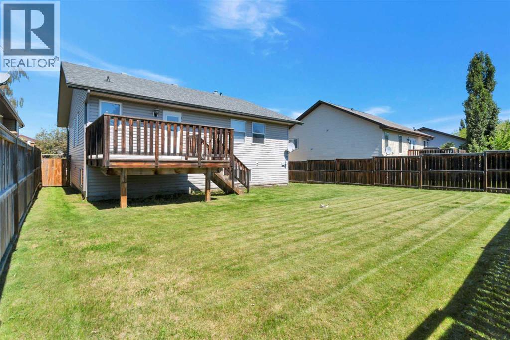 7 Firdale Close, Sylvan Lake, Alberta  T4S 2M1 - Photo 37 - A2310848