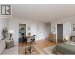 900 - 525 EGLINTON AVENUE E, Toronto, Ontario