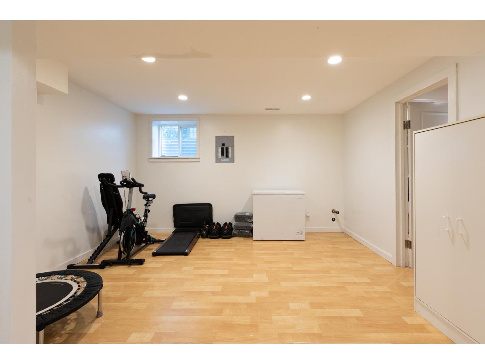 Listing image 27