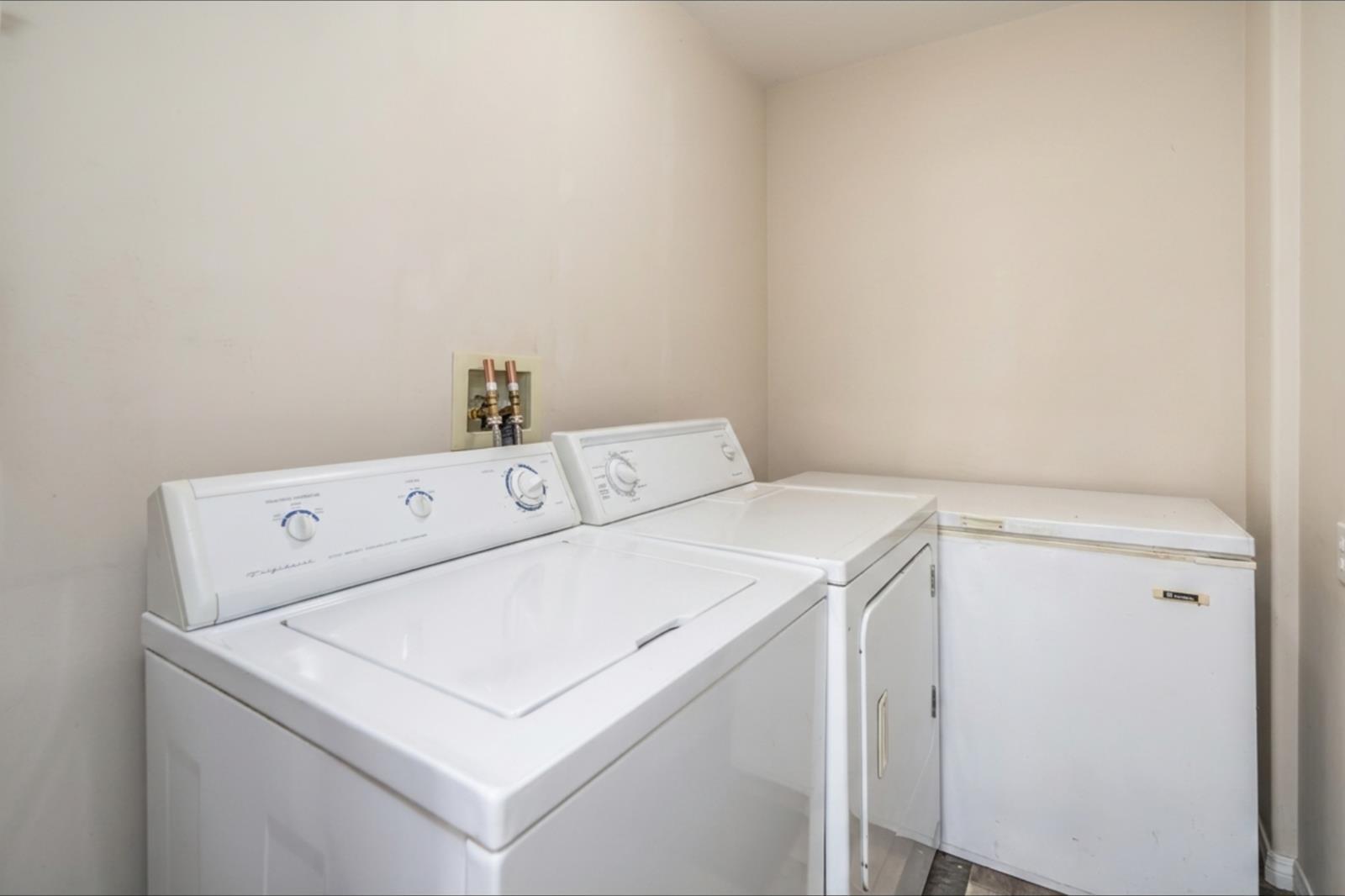 407 33731 Marshall Road, Abbotsford, British Columbia  V2S 1L5 - Photo 23 - R3138763