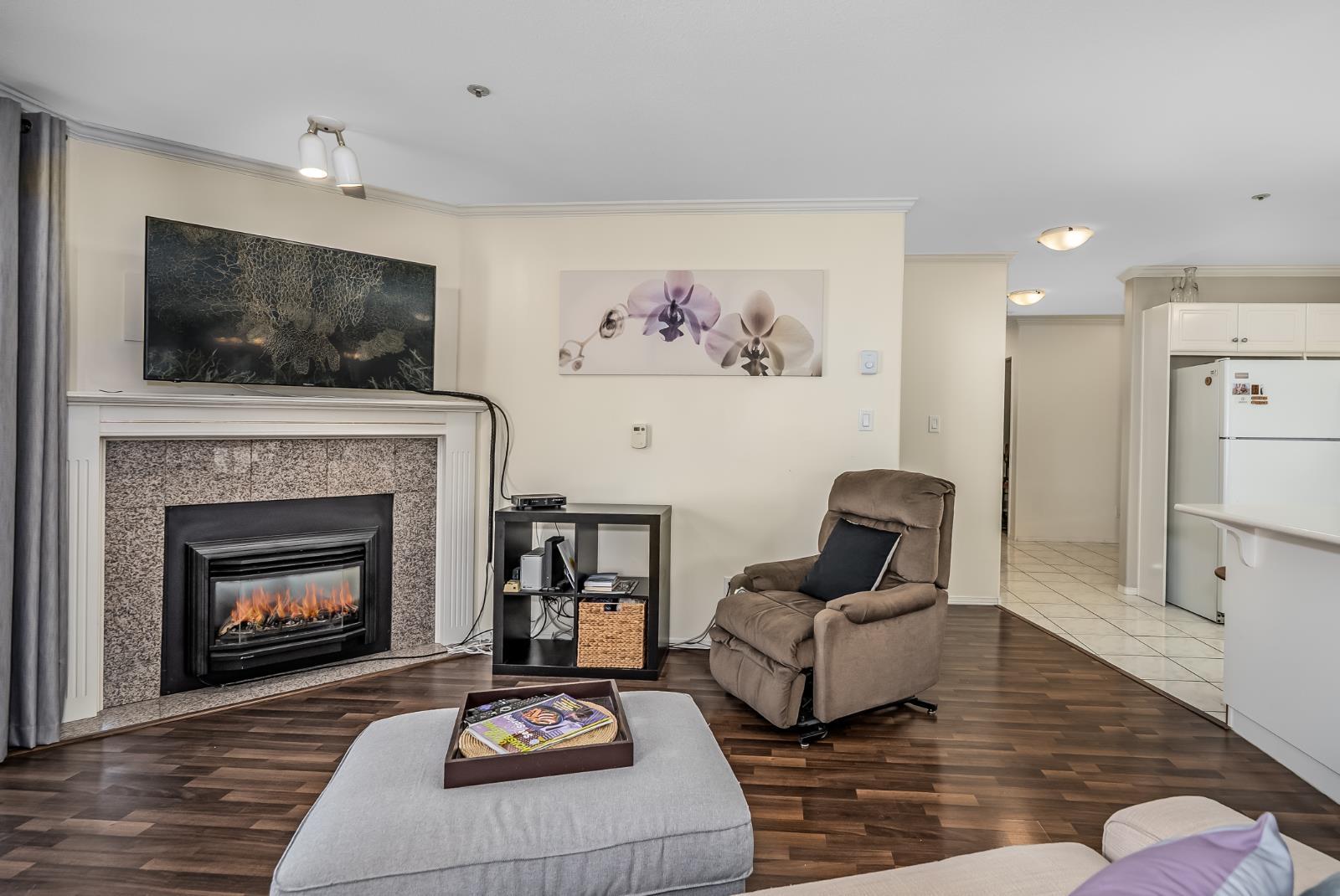 407 33731 Marshall Road, Abbotsford, British Columbia  V2S 1L5 - Photo 6 - R3138763