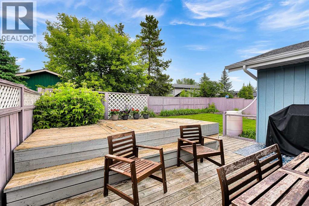 131 Deer Run Close Se, Calgary, Alberta  T2J 5P7 - Photo 23 - A2317112