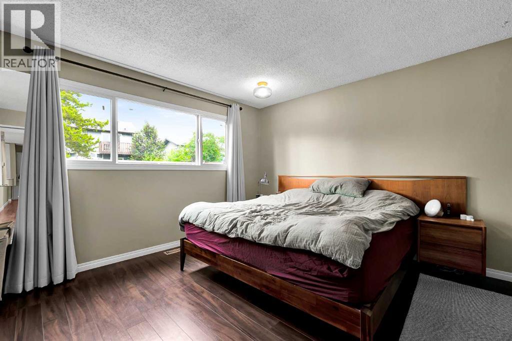 131 Deer Run Close Se, Calgary, Alberta  T2J 5P7 - Photo 12 - A2317112