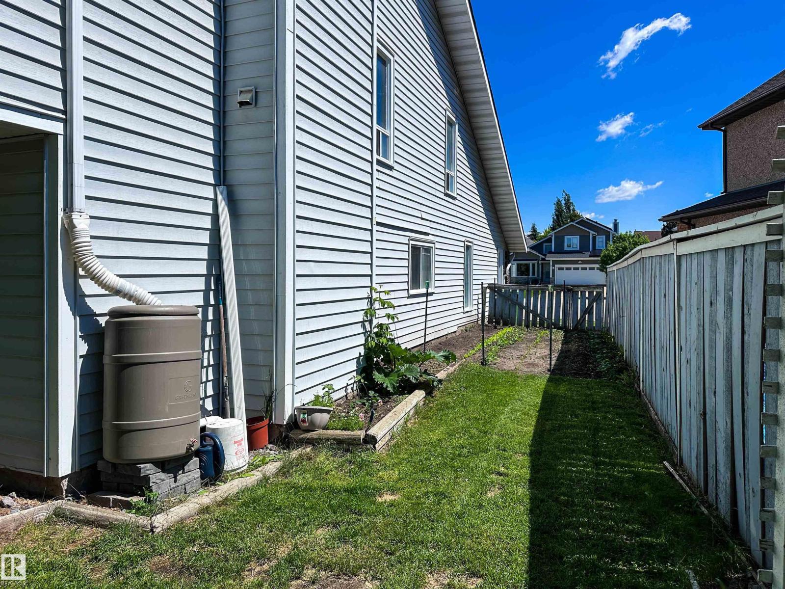 8 Dion Pl, St. Albert, Alberta  T8N 4W1 - Photo 47 - E4495691