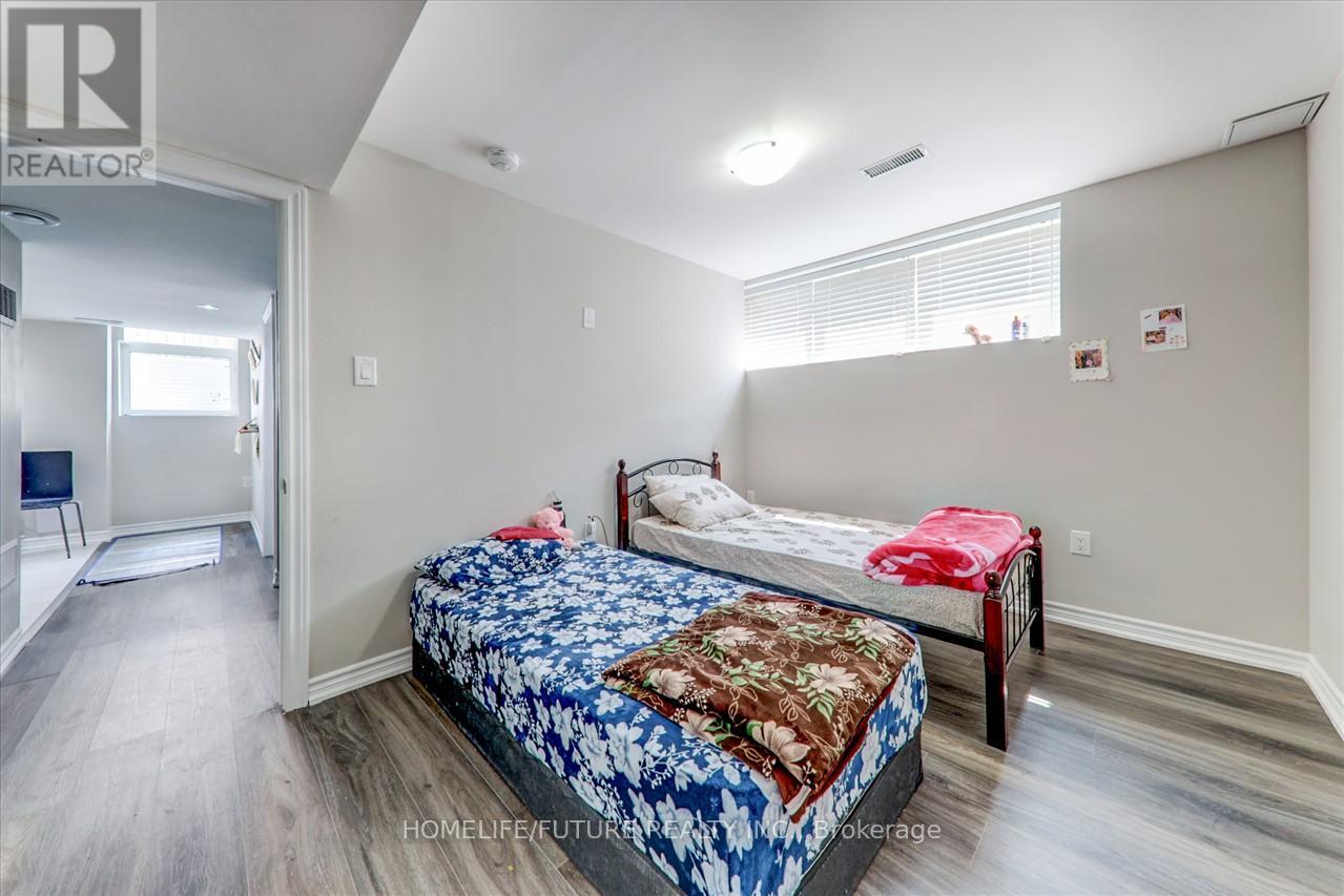 Bsmt - 49 Peppermint Close, Brampton, Ontario  L6P 3C7 - Photo 13 - W13490666