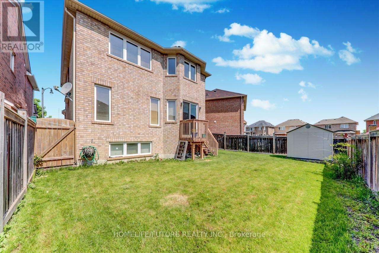 Bsmt - 49 Peppermint Close, Brampton, Ontario  L6P 3C7 - Photo 17 - W13490666