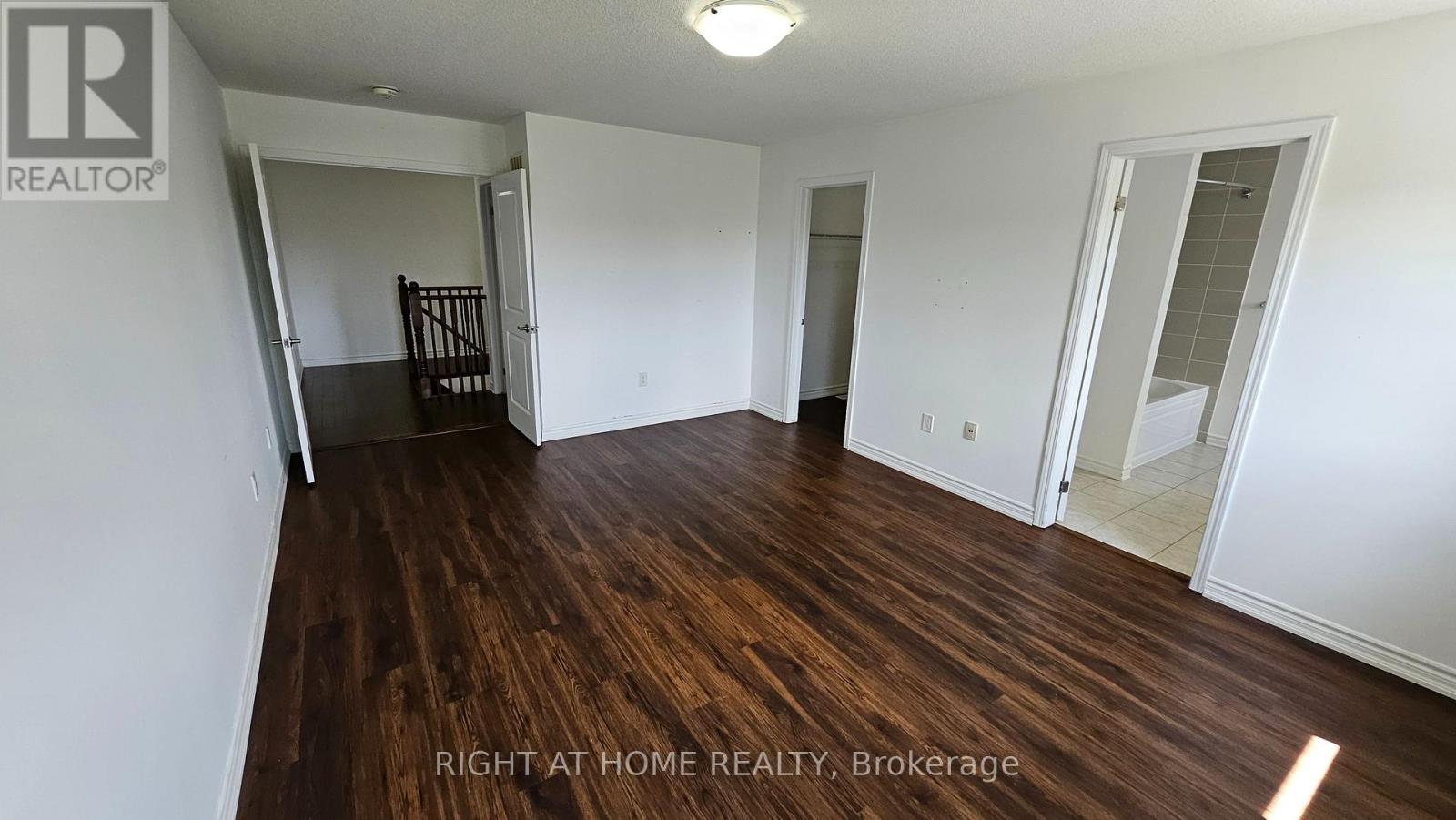 Upper - 1206 Duignan Crescent, Milton, Ontario  L9E 1C2 - Photo 18 - W13490674